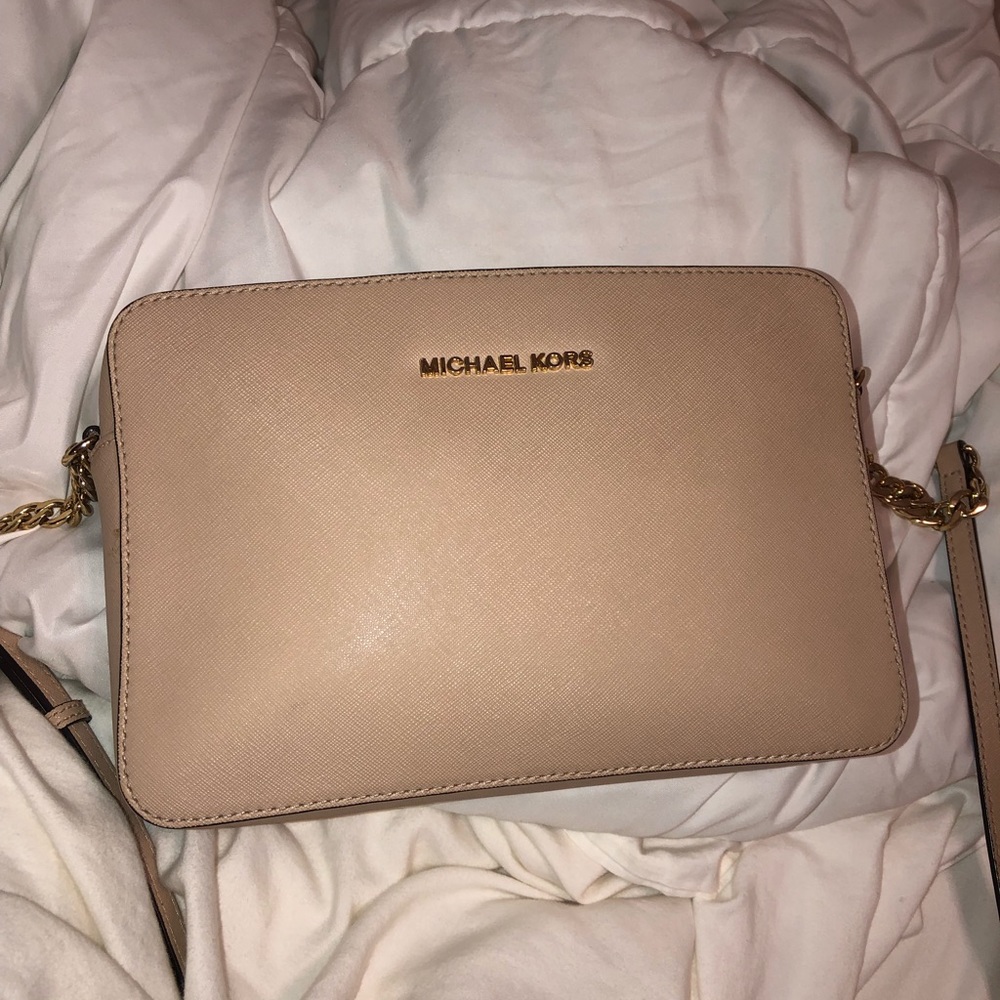 Jet Set Large Saffiano Leather Crossbody